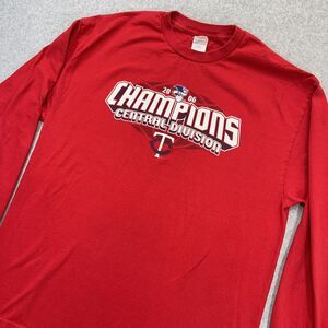 Minnesota Twins 2006 Division Champions Mens XL Anvil Red Tag Y2K Graphic LS MLB